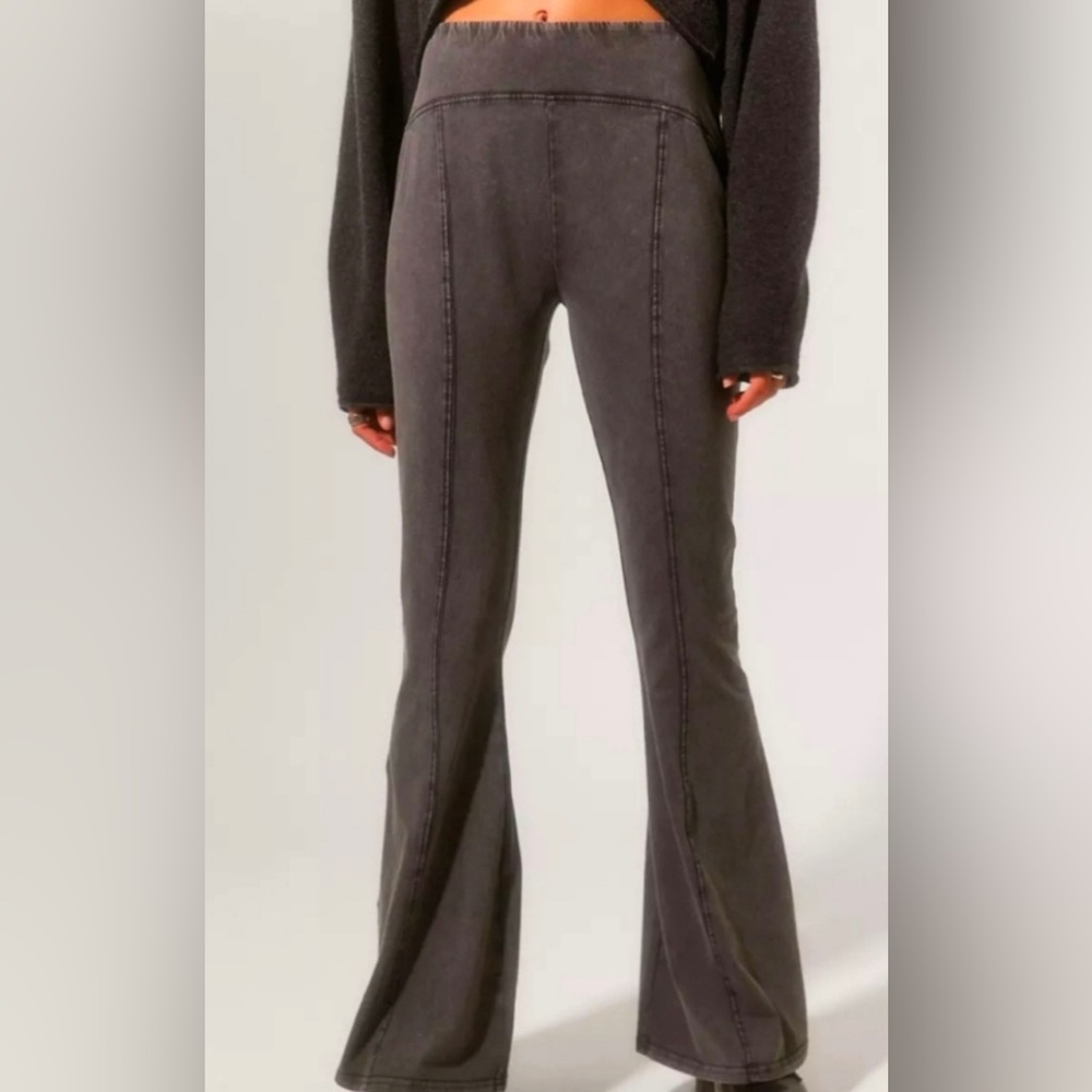 Out From Under Aria Seamed Flared Pant - Urban Outfitters - Gray